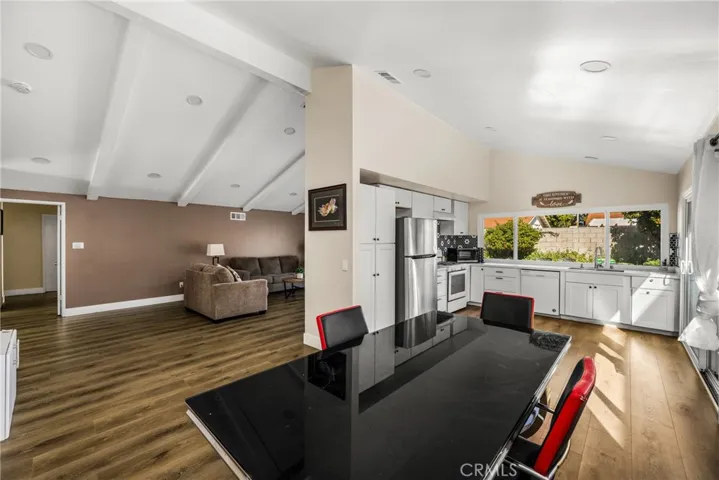 605 W Curie, Santa Ana, California 92707