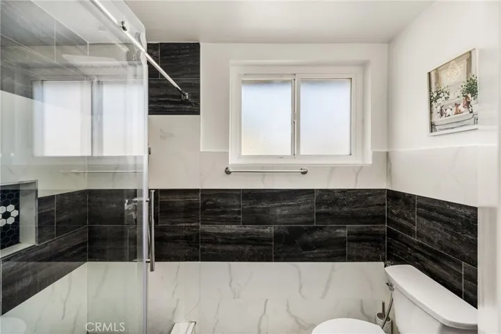 605 W Curie, Santa Ana, California 92707