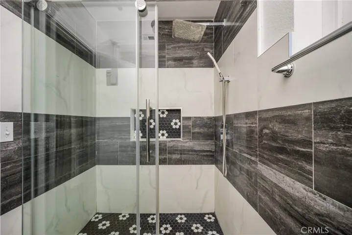 605 W Curie, Santa Ana, California 92707