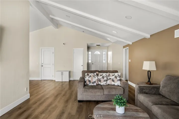 605 W Curie, Santa Ana, California 92707