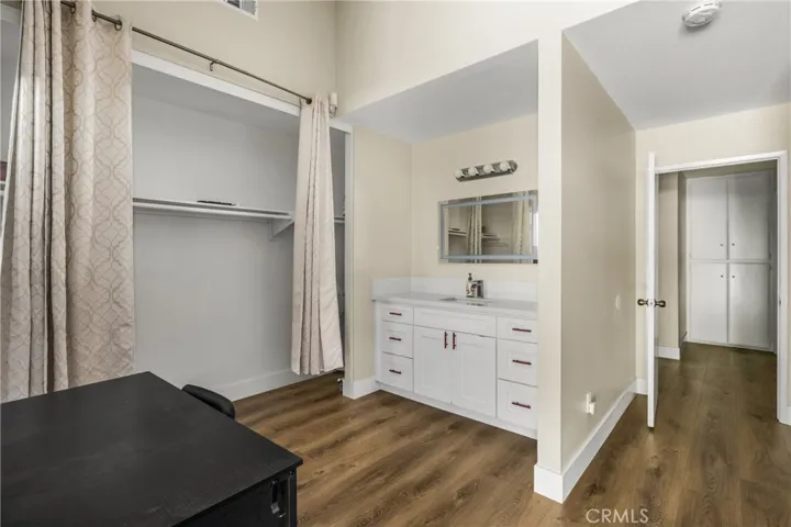 605 W Curie, Santa Ana, California 92707