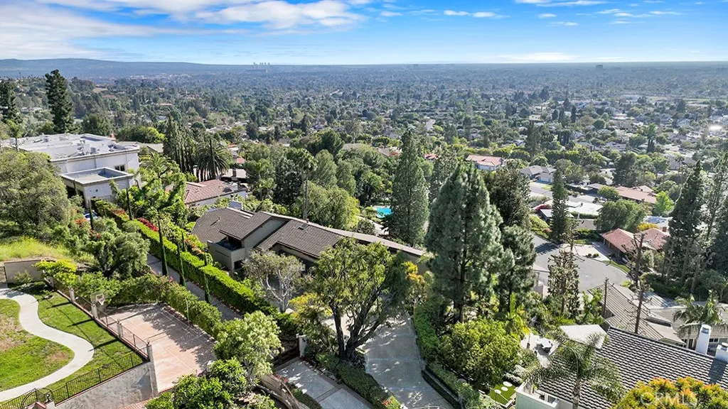10841 Hideaway, North Tustin, California 92705 home-pic-3