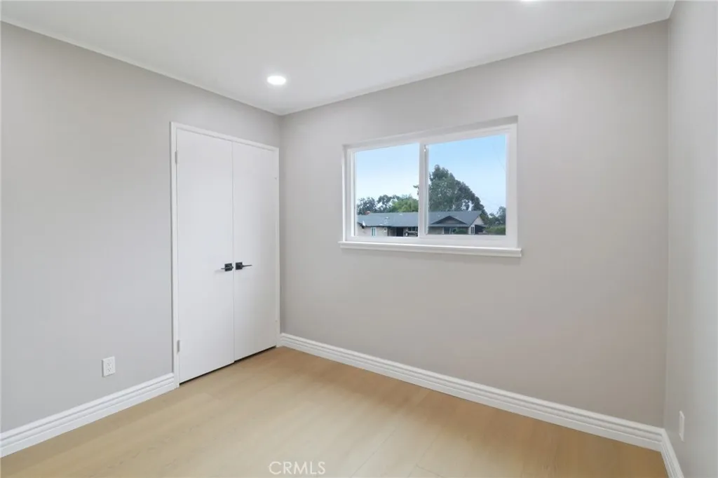 4203 Tolowa Street, San Diego, California 92117 home-pic-11