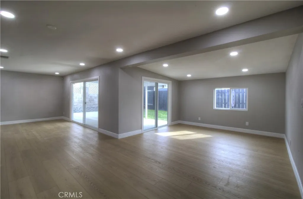 4203 Tolowa Street, San Diego, California 92117 home-pic-6