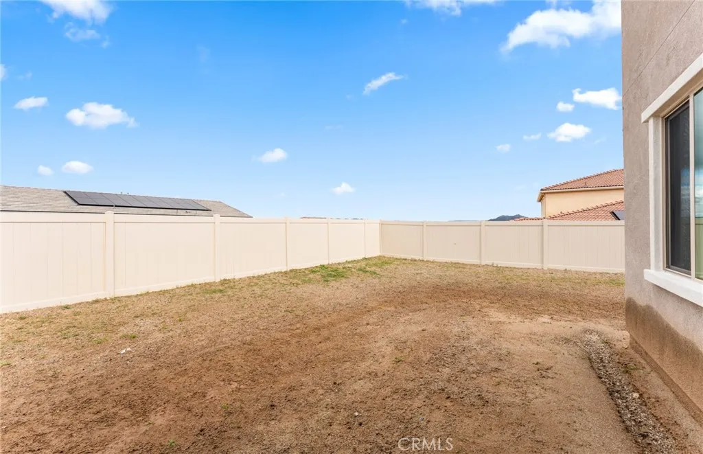 25178 River Peak Drive, Menifee, California 92586 home-pic-32