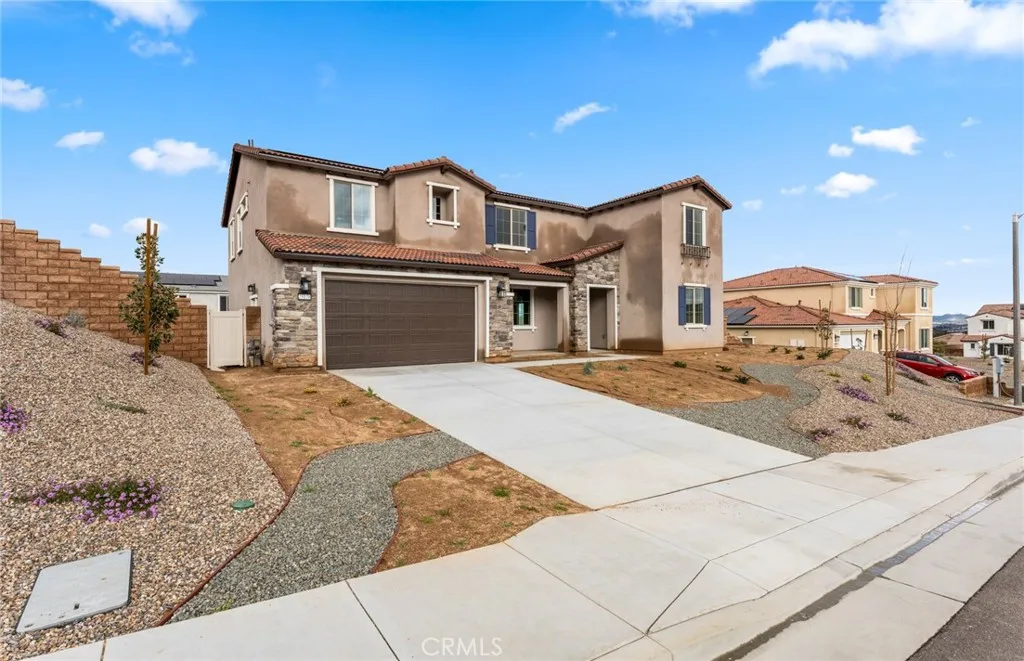 25178 River Peak Drive, Menifee, California 92586 home-pic-2