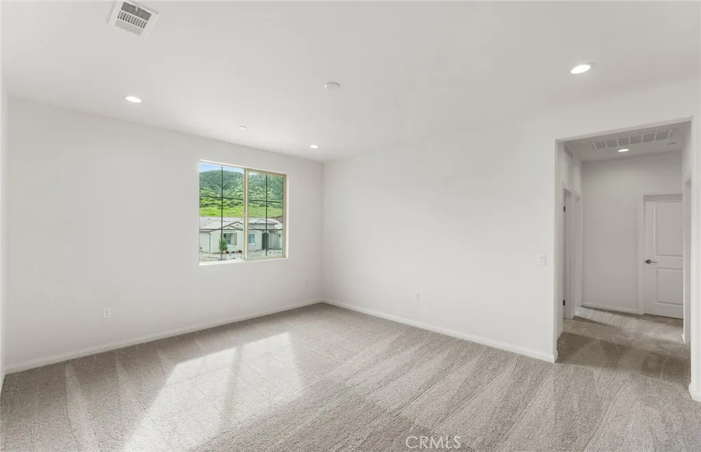 25178 River Peak Drive, Menifee, California 92586 home-pic-20