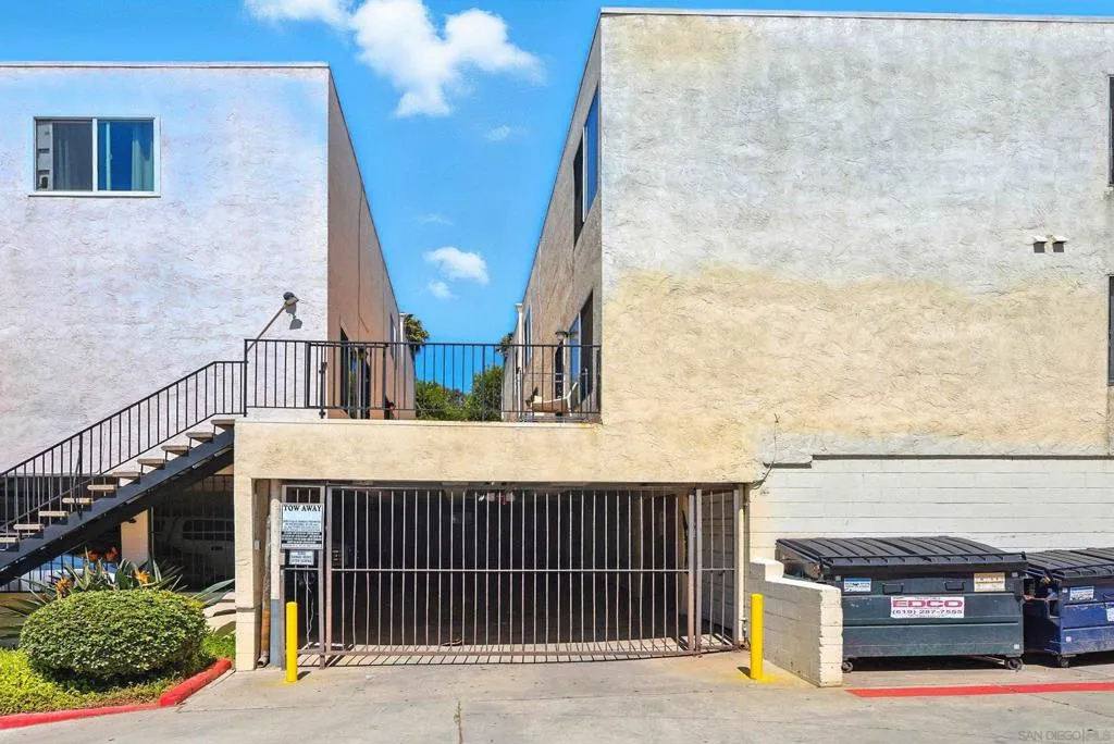 5725 Linda Vista Road 4, San Diego, California 92110 home-pic-7