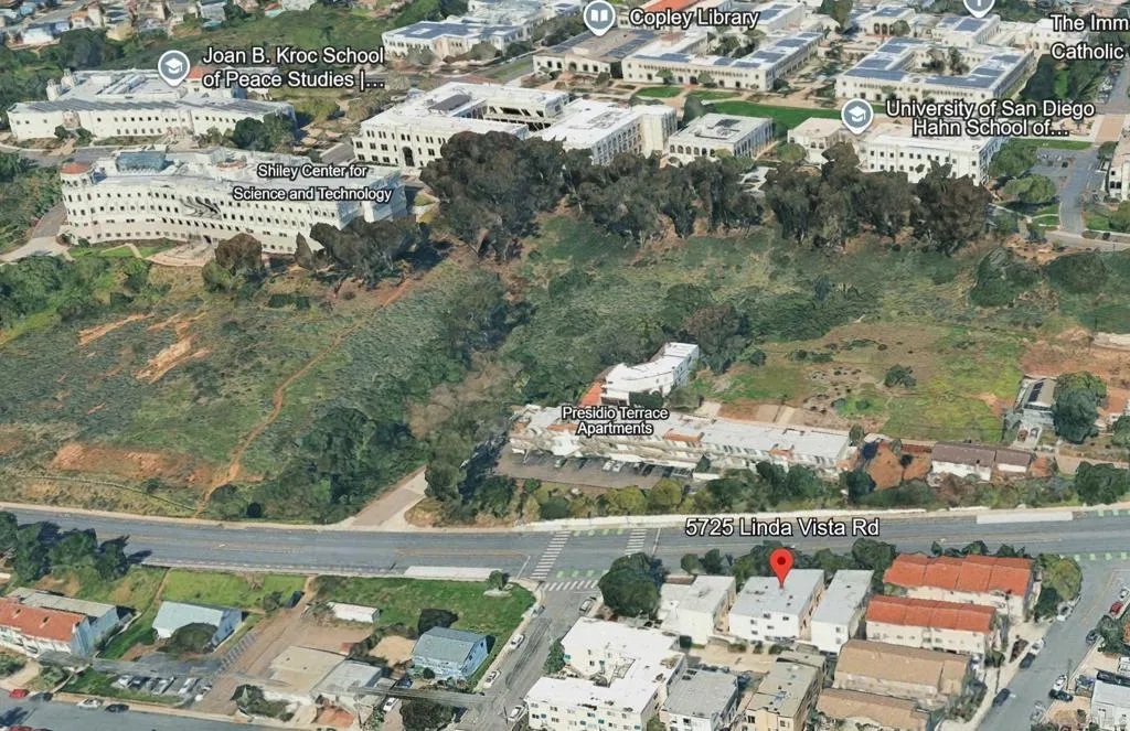 5725 Linda Vista Road 4, San Diego, California 92110 home-pic-34