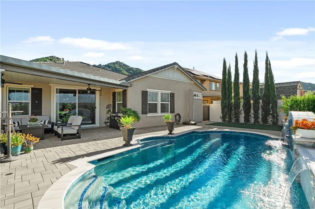 20346 Symphony, Riverside, California 92507 home-pic-36