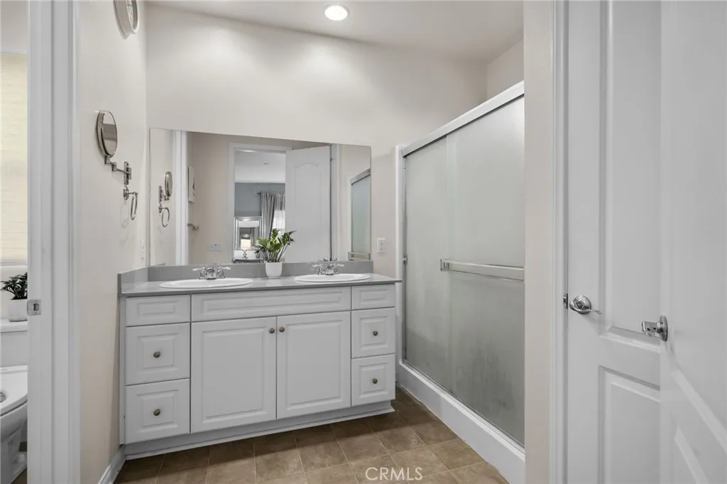 20346 Symphony, Riverside, California 92507 home-pic-22