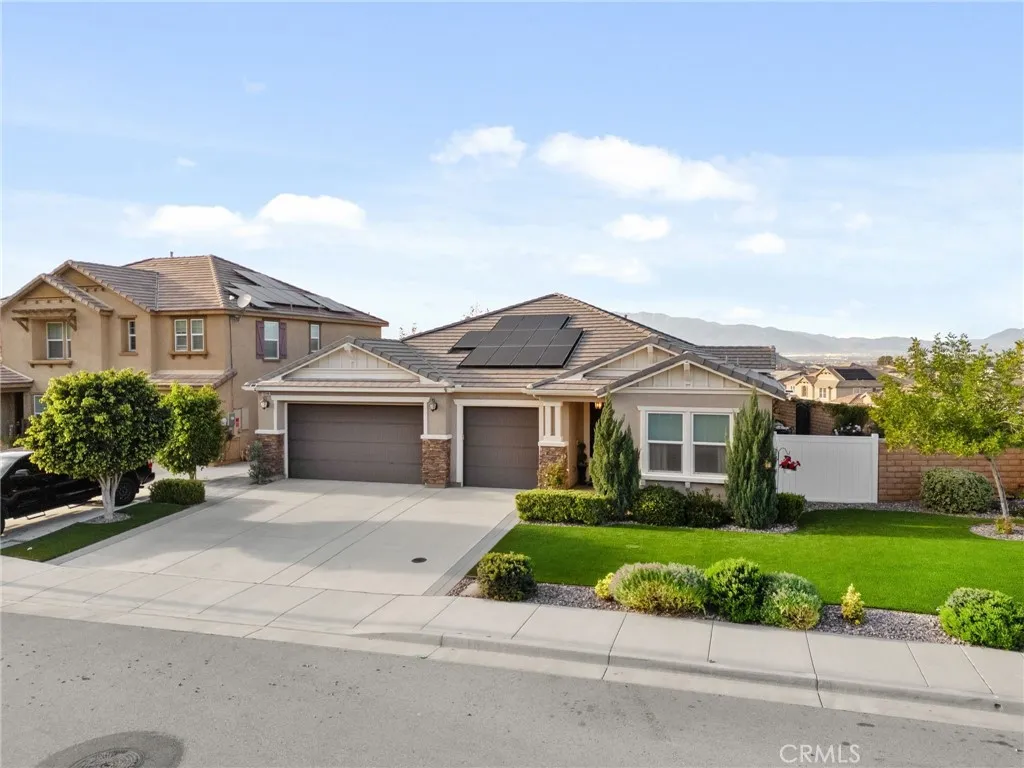 20346 Symphony, Riverside, California 92507 home-pic-4