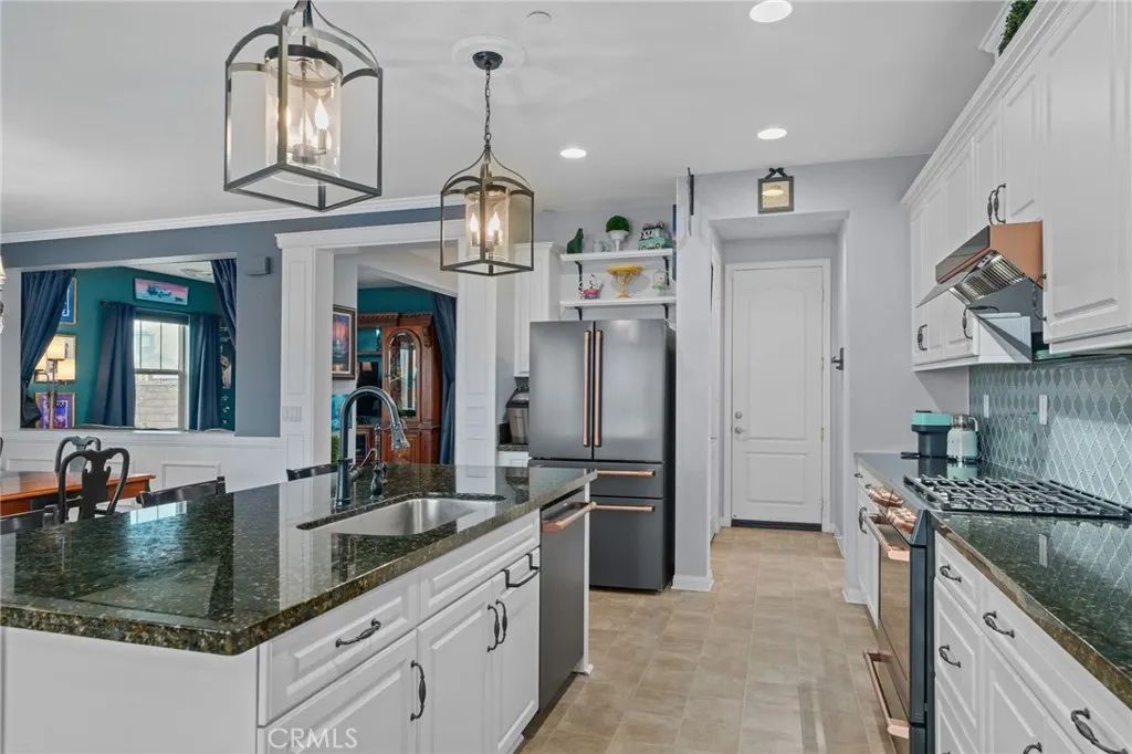 20346 Symphony, Riverside, California 92507 home-pic-12