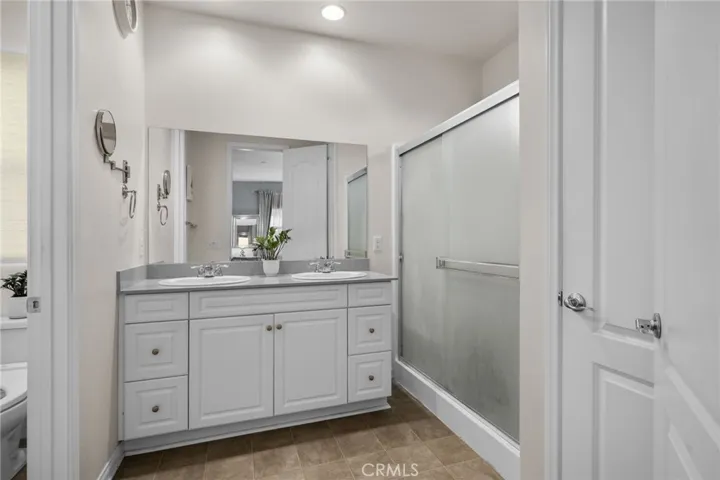 Executive Bathroom