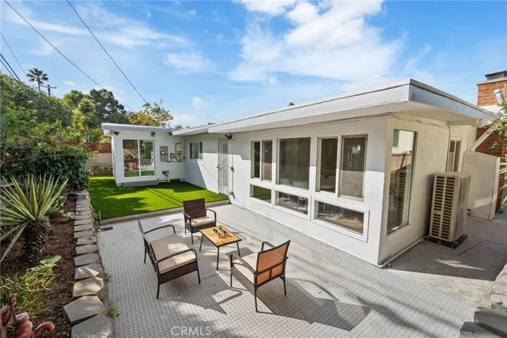 7272 W 90th Street, Los Angeles, California 90045