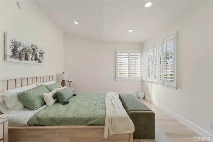 7272 W 90th Street, Los Angeles, California 90045