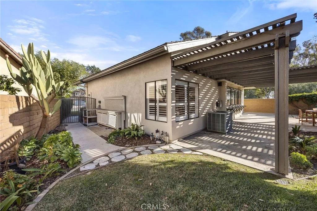 2257 Seaview Drive, Fullerton, California 92833 home-pic-23