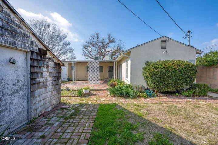 038__zuw4987_8_9_907