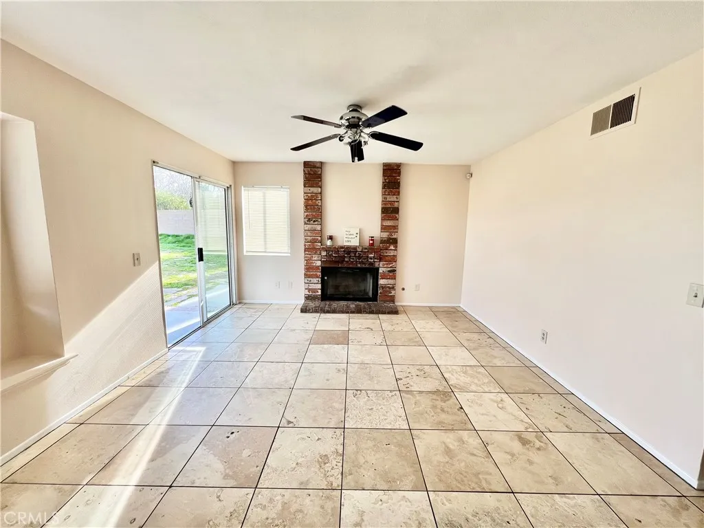 44420 Tarragon, Lancaster, California 93536 home-pic-28