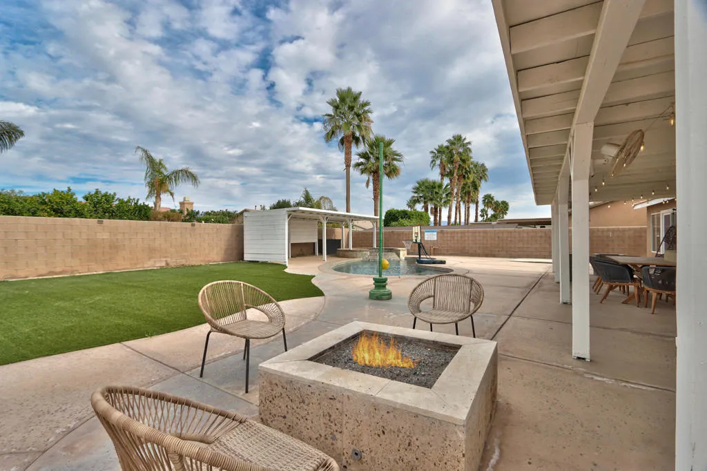 81358 Avenida Blanca, Indio, California 92201 home-pic-31