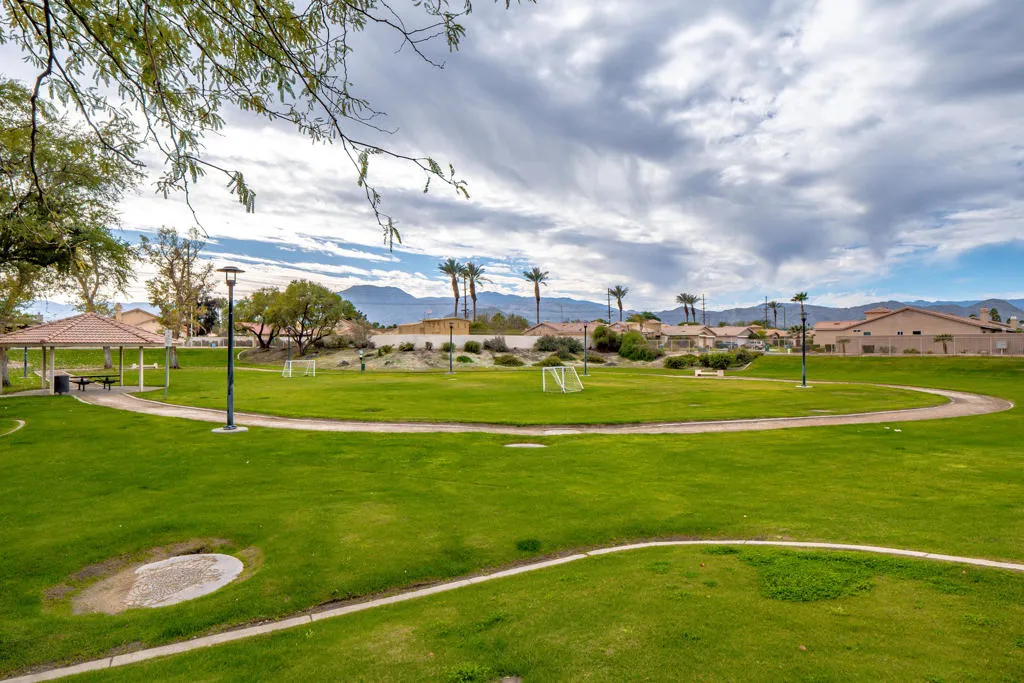 81358 Avenida Blanca, Indio, California 92201 home-pic-55