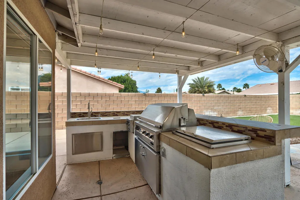 81358 Avenida Blanca, Indio, California 92201 home-pic-41