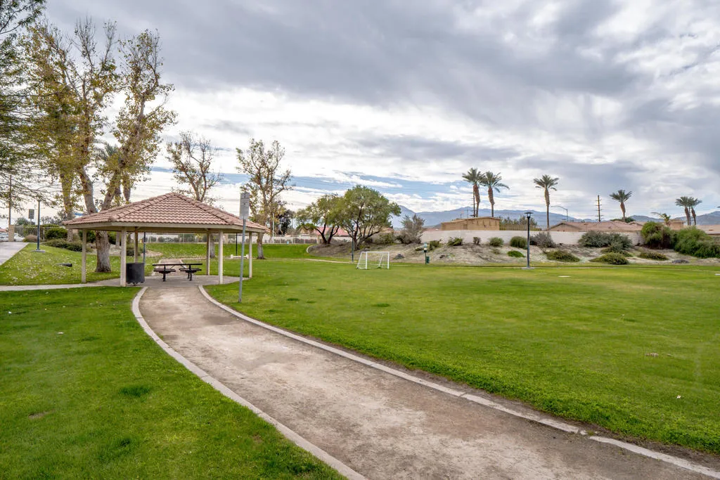 81358 Avenida Blanca, Indio, California 92201 home-pic-56