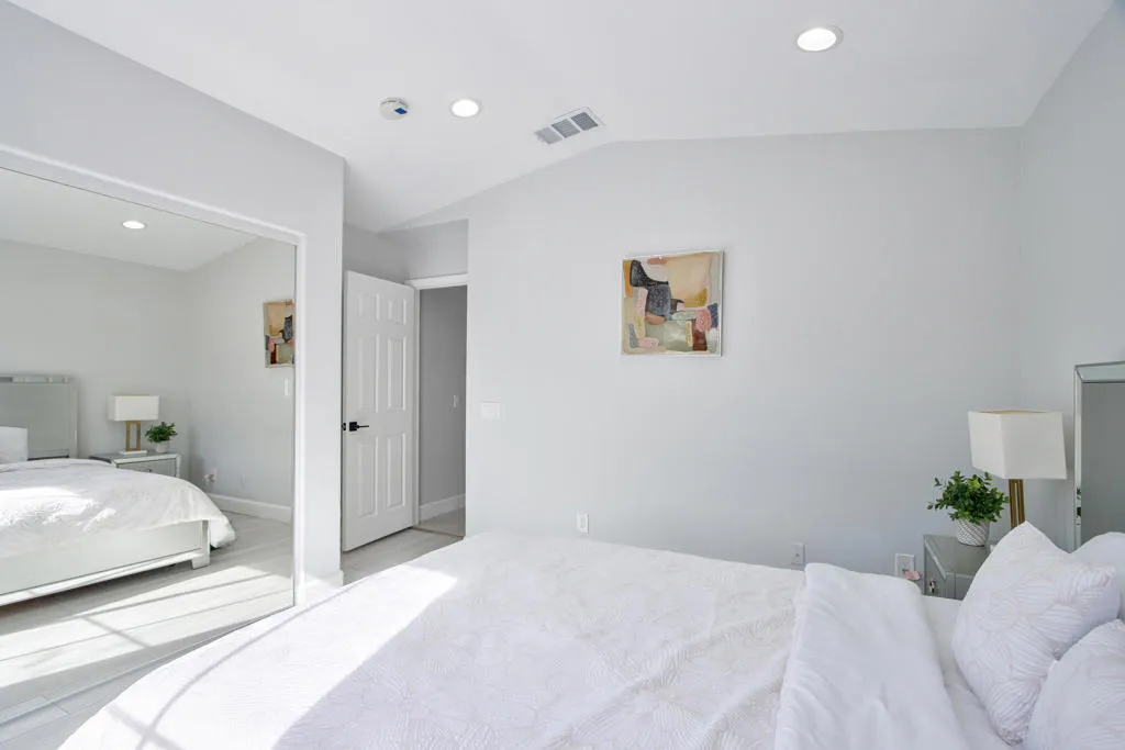 81358 Avenida Blanca, Indio, California 92201 home-pic-24