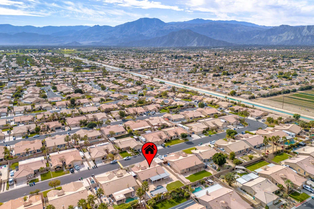 81358 Avenida Blanca, Indio, California 92201 home-pic-53