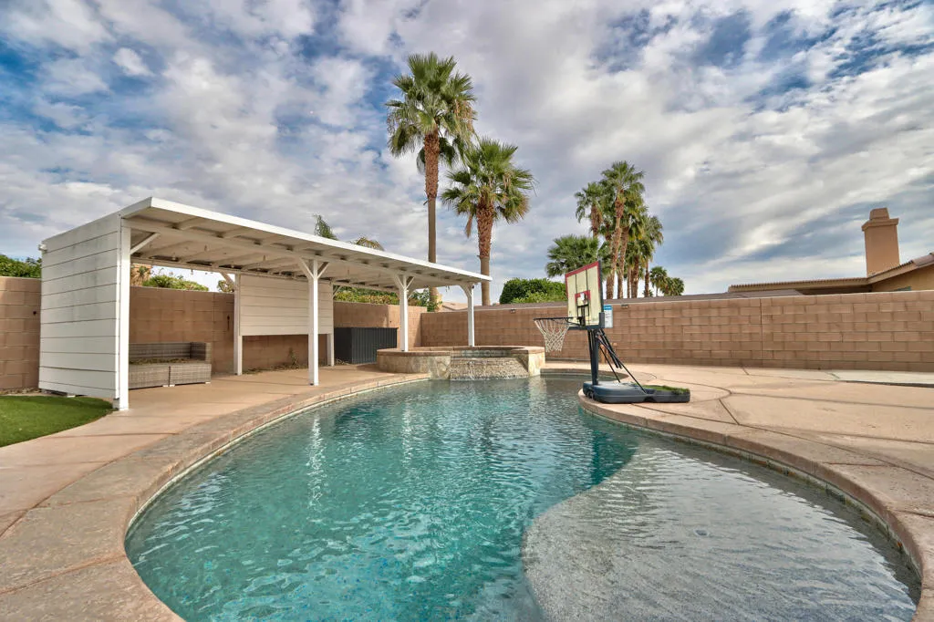 81358 Avenida Blanca, Indio, California 92201 home-pic-37