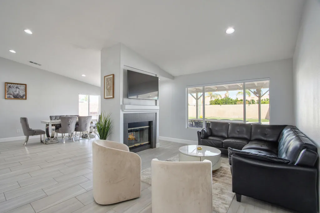 81358 Avenida Blanca, Indio, California 92201 home-pic-4