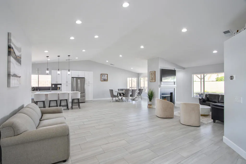81358 Avenida Blanca, Indio, California 92201 home-pic-9