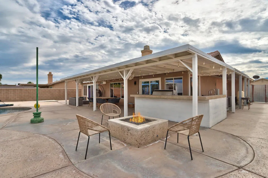 81358 Avenida Blanca, Indio, California 92201 home-pic-32