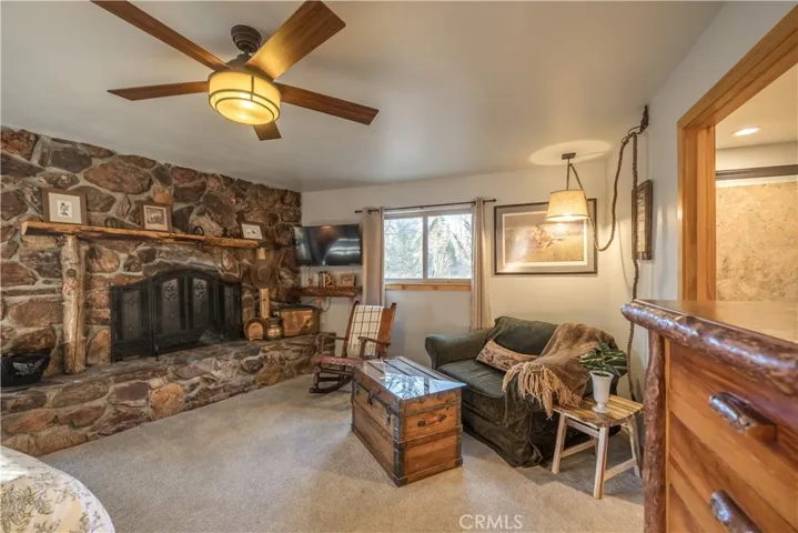 Bedroom suite