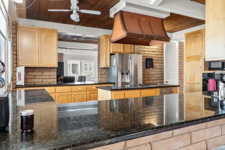 Clubhouse Kitchen