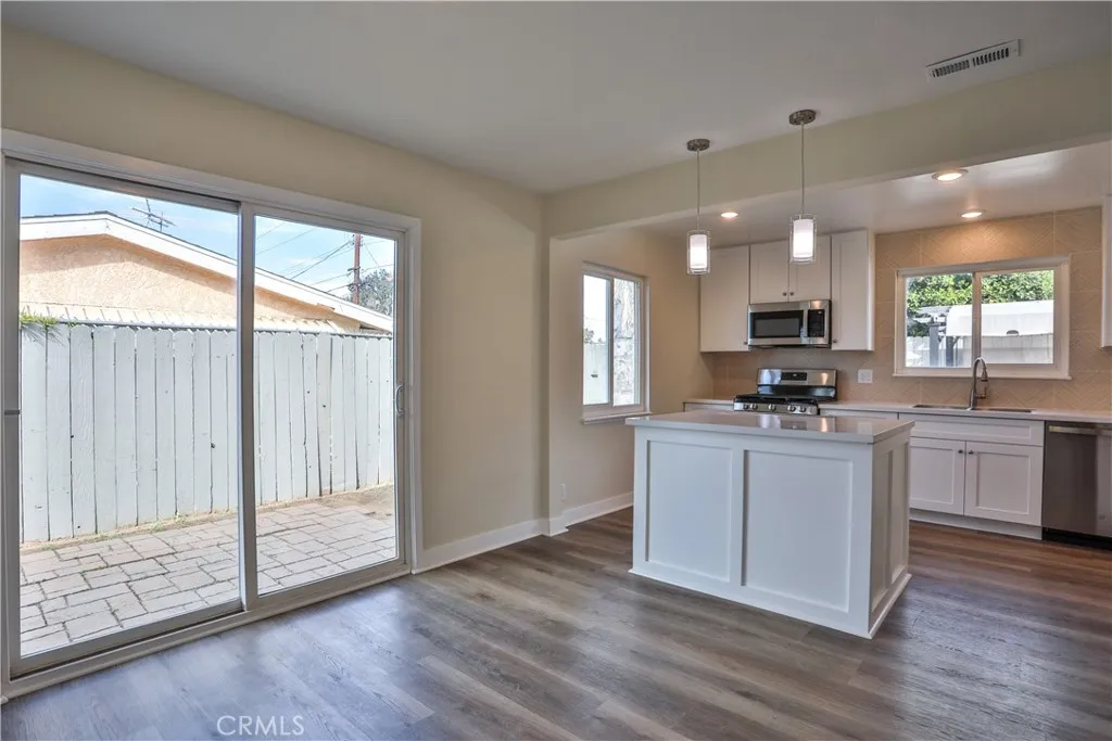 4035 Madrona, Riverside, California 92504 home-pic-32