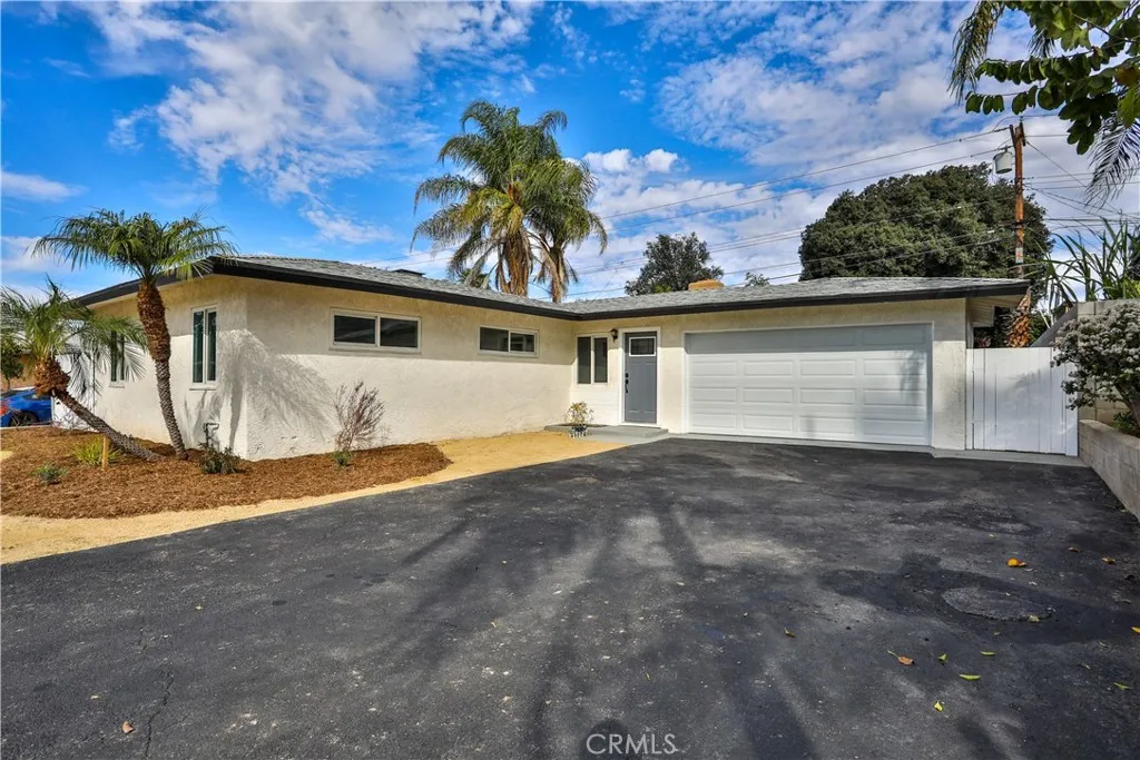 4035 Madrona, Riverside, California 92504 home-pic-1