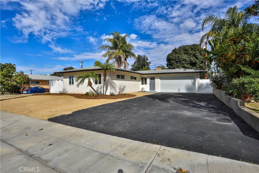 4035 Madrona, Riverside, California 92504 home-pic-4
