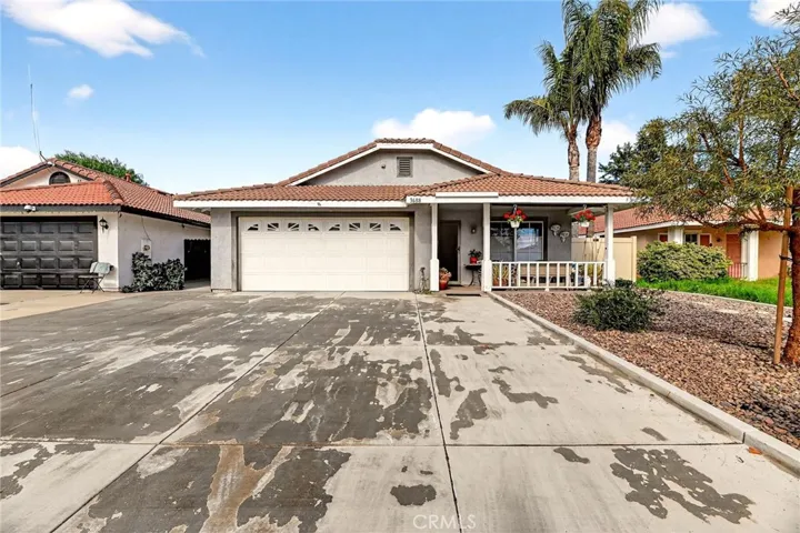 3688 Sydney, Hemet, California 92545