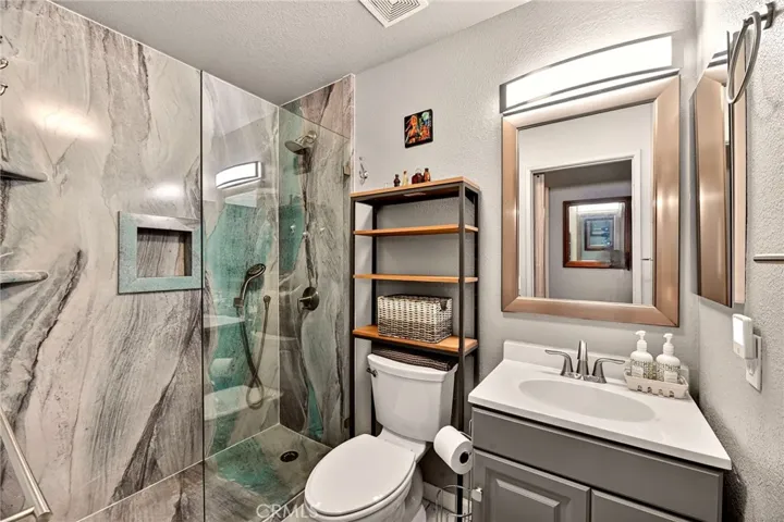 3688 Sydney, Hemet, California 92545