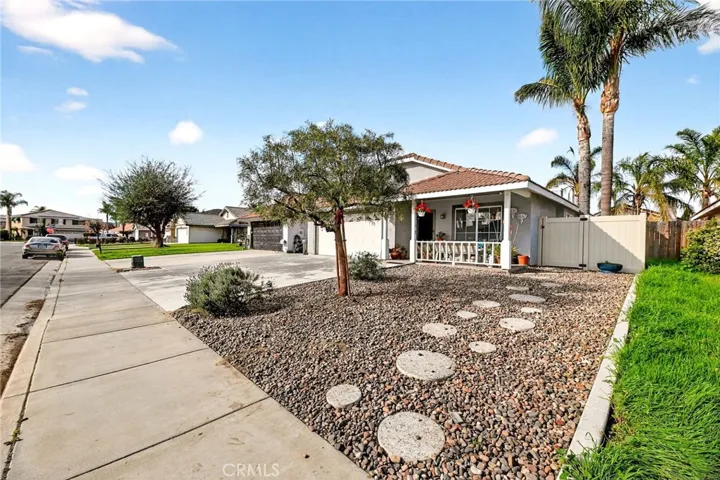 3688 Sydney, Hemet, California 92545