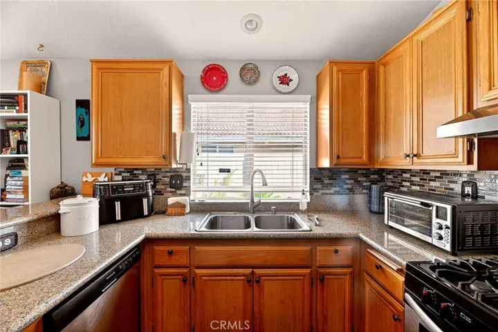 3688 Sydney, Hemet, California 92545