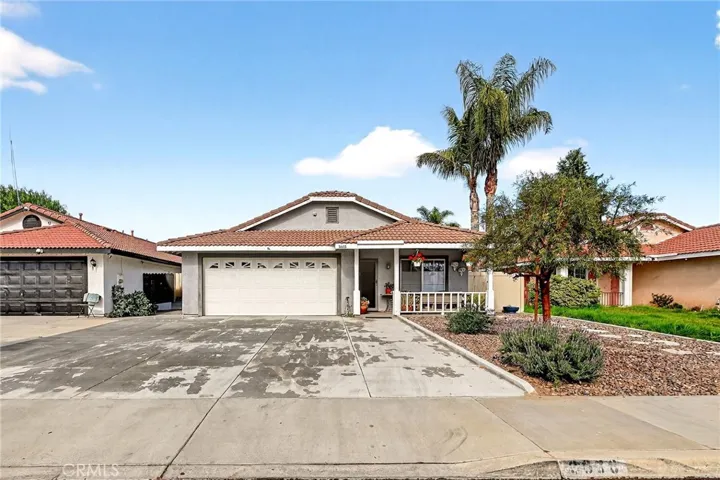 3688 Sydney, Hemet, California 92545