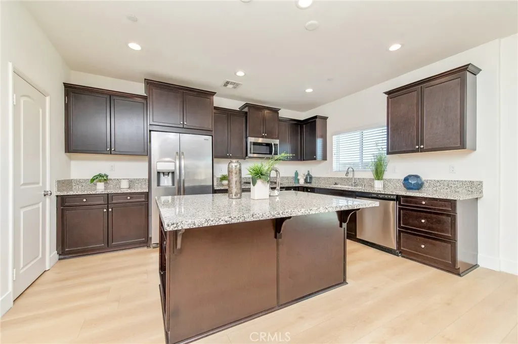 3198 S Newton, Ontario, California 91761 home-pic-16