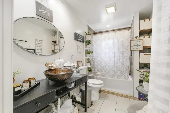 Main Residence Downstairs Bathroom