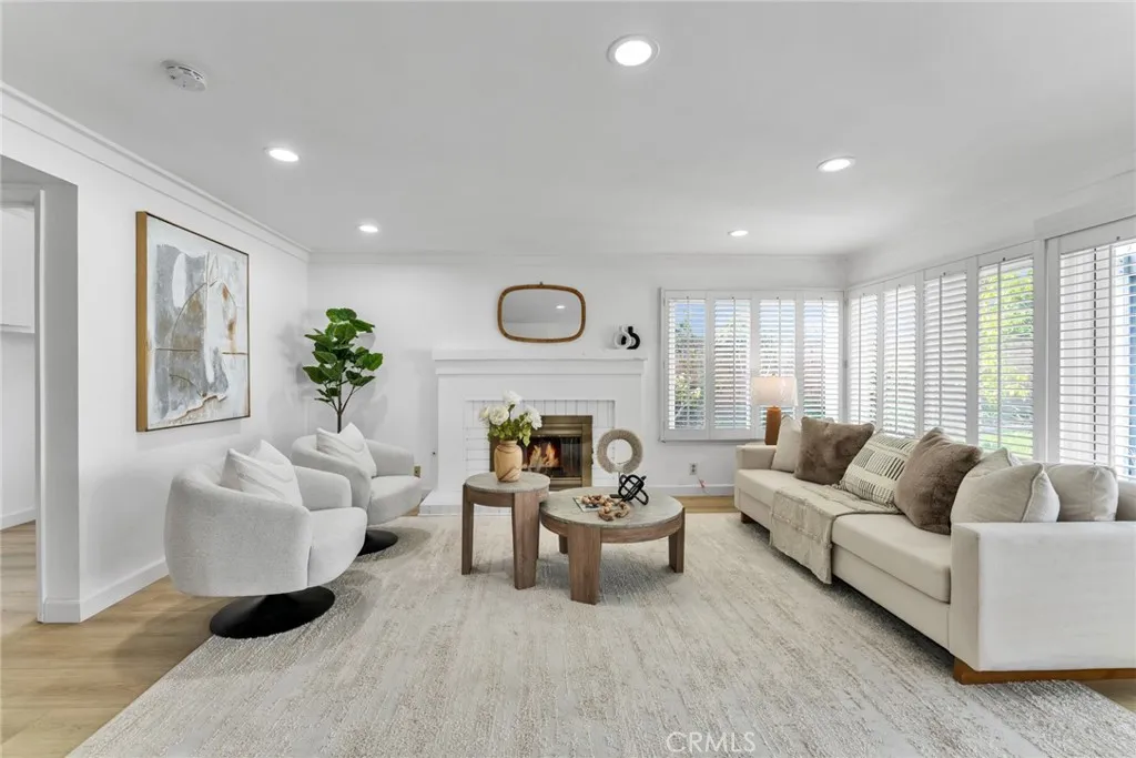 171 Avenida Santa Anita, La Habra, California 90631 home-pic-18