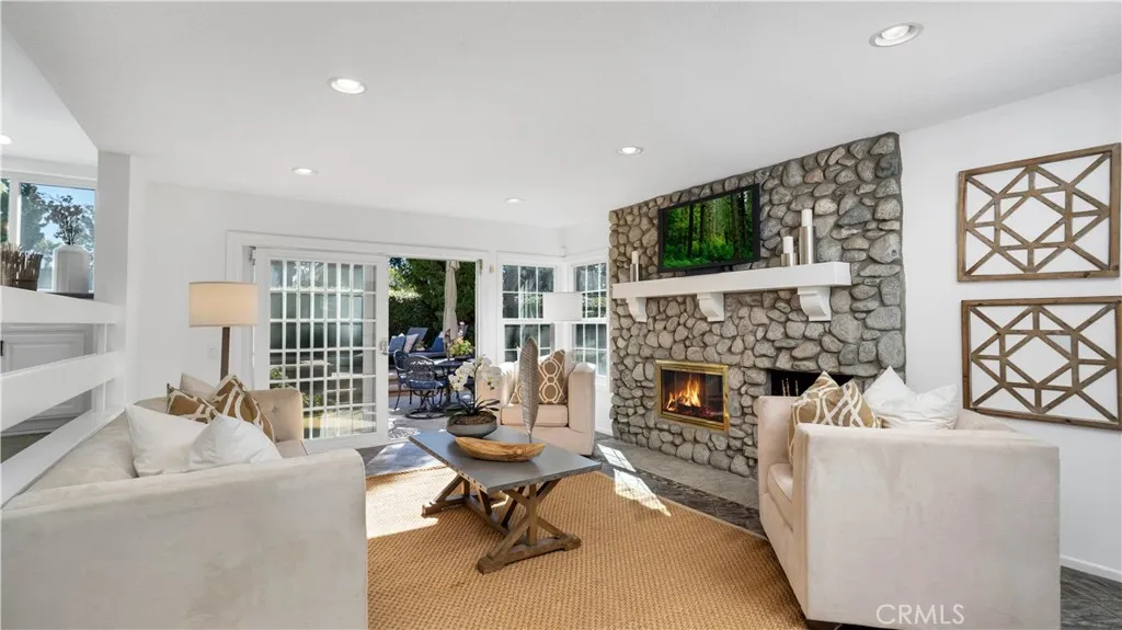 7 Nantucket, Irvine, California 92620 home-pic-20