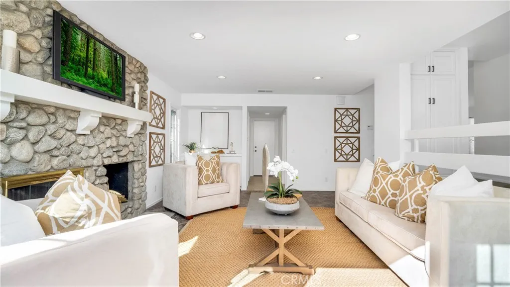 7 Nantucket, Irvine, California 92620 home-pic-23