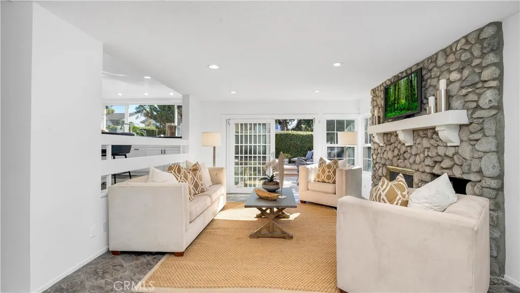 7 Nantucket, Irvine, California 92620 home-pic-21