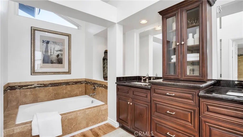 7 Nantucket, Irvine, California 92620 home-pic-43